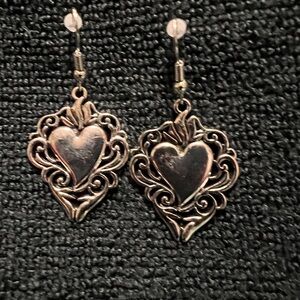 NWOT Ornate Heart-Shaped Silver Earrings picture doesn’t do just.
